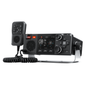 Em-trak X100 NEXUS VHF DSC Klasse D m. 5w AIS Transponder